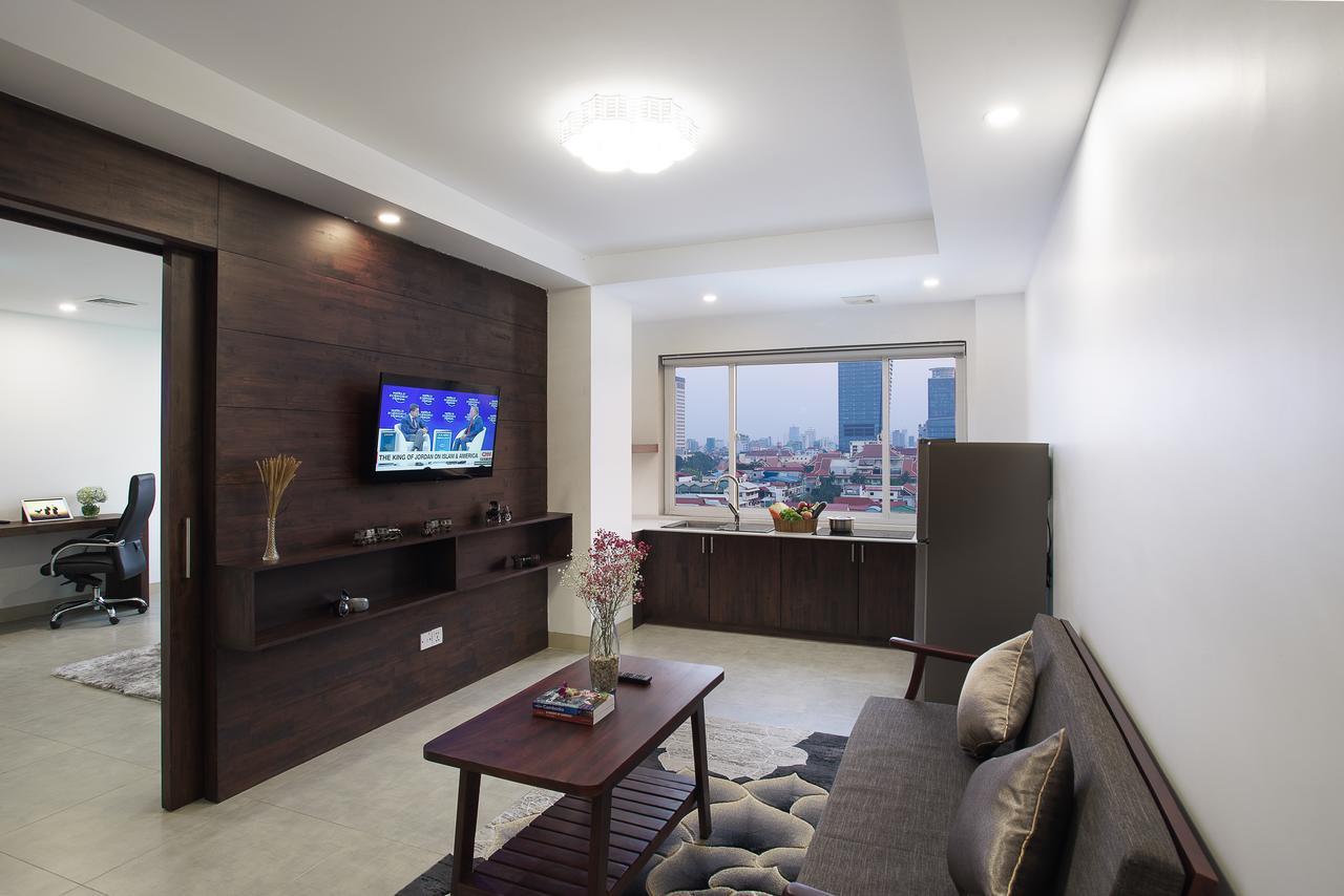 Kuch Oudom Hotel Phnom Penh Exterior photo