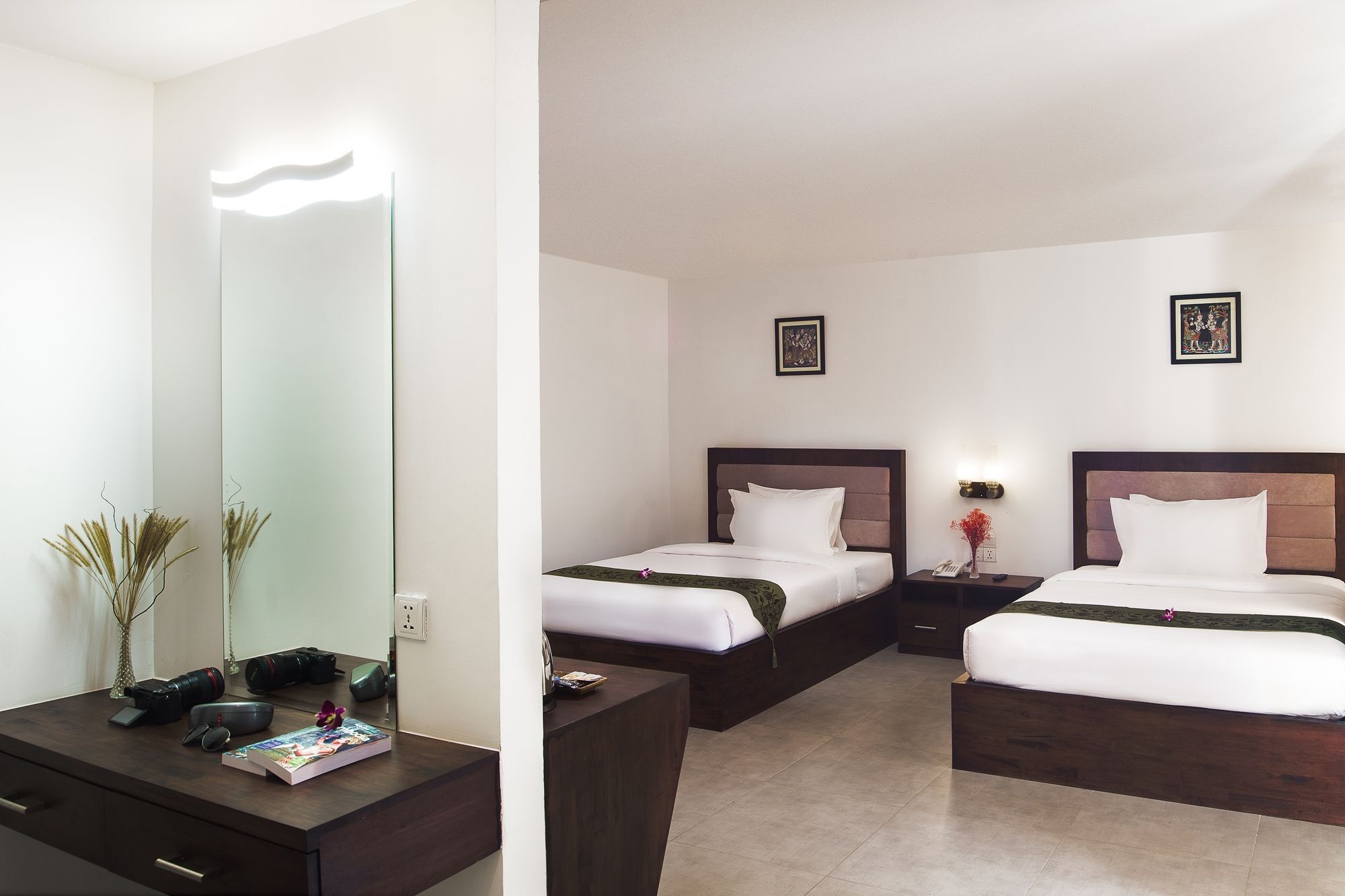 Kuch Oudom Hotel Phnom Penh Exterior photo
