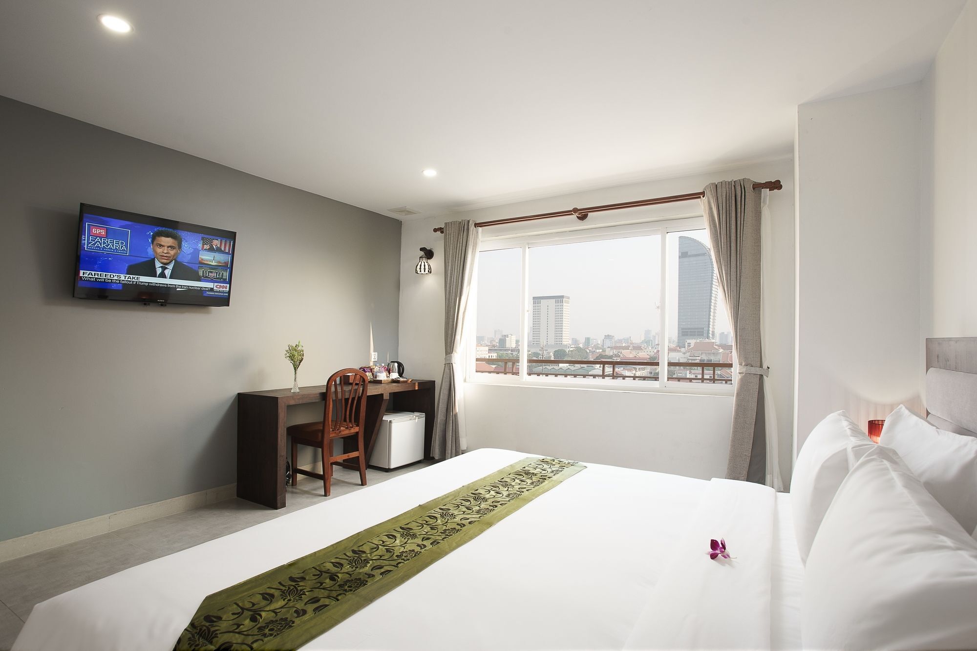 Kuch Oudom Hotel Phnom Penh Exterior photo
