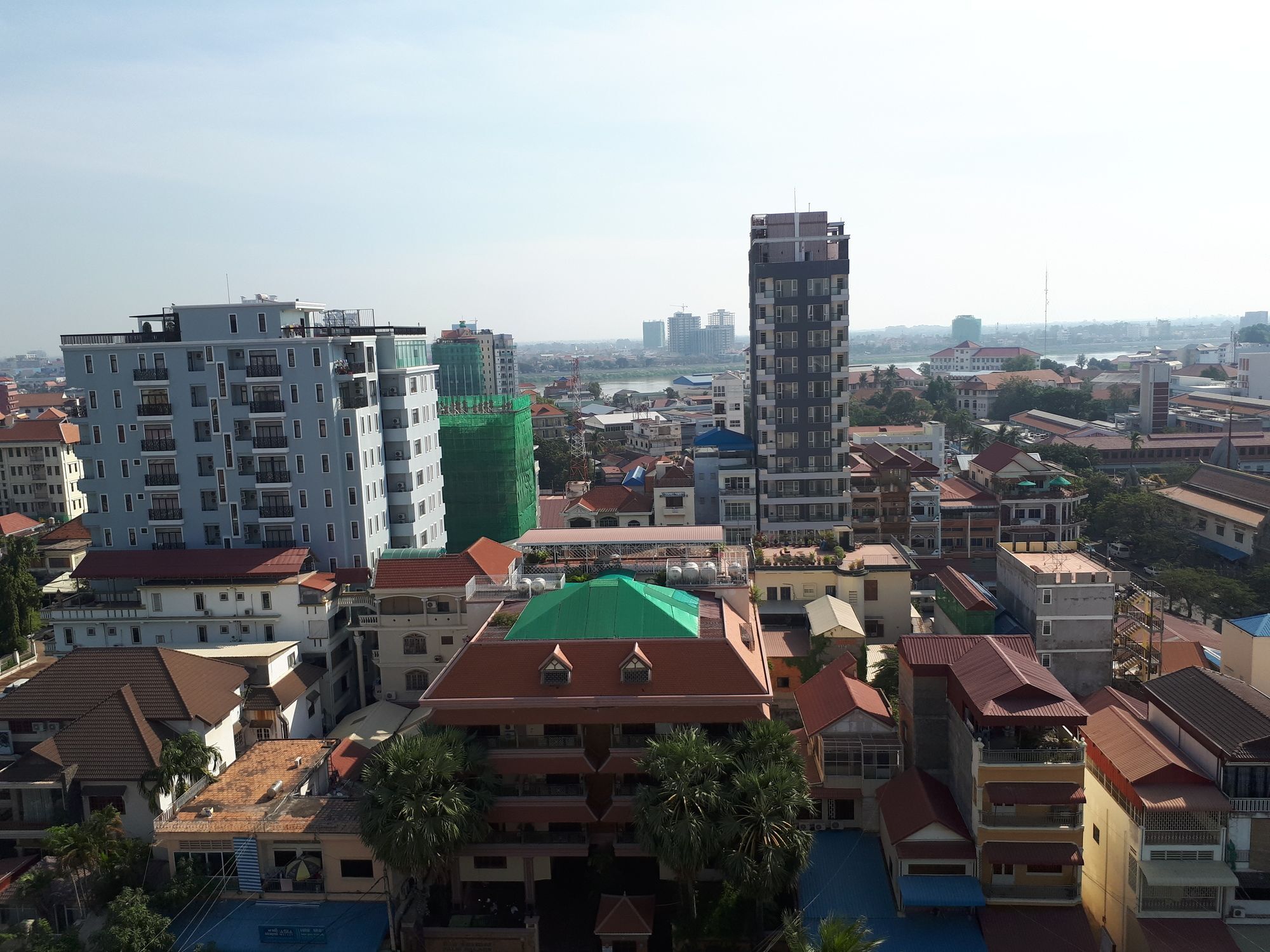 Kuch Oudom Hotel Phnom Penh Exterior photo